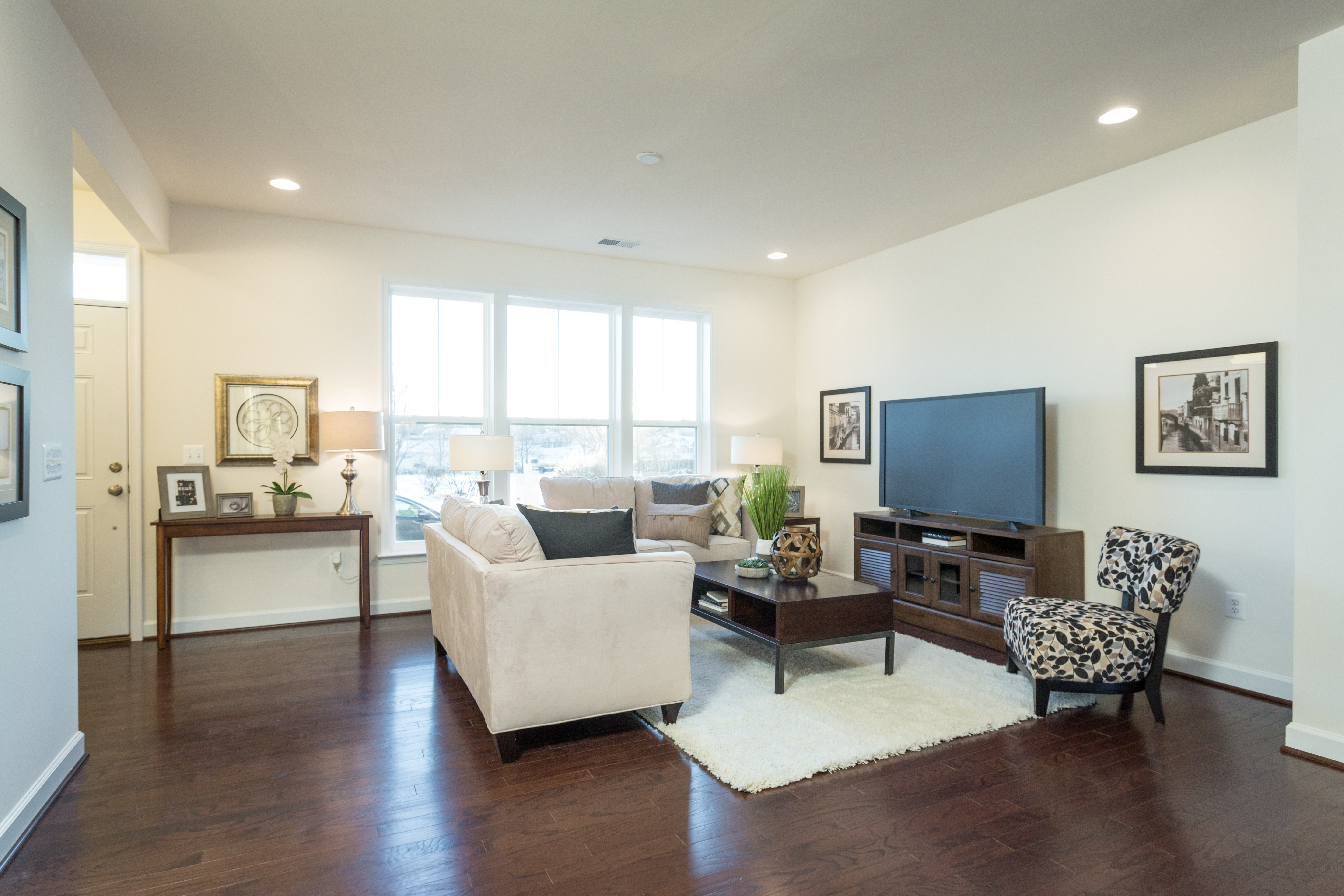 Living room area of Preston Lake luxury townhome