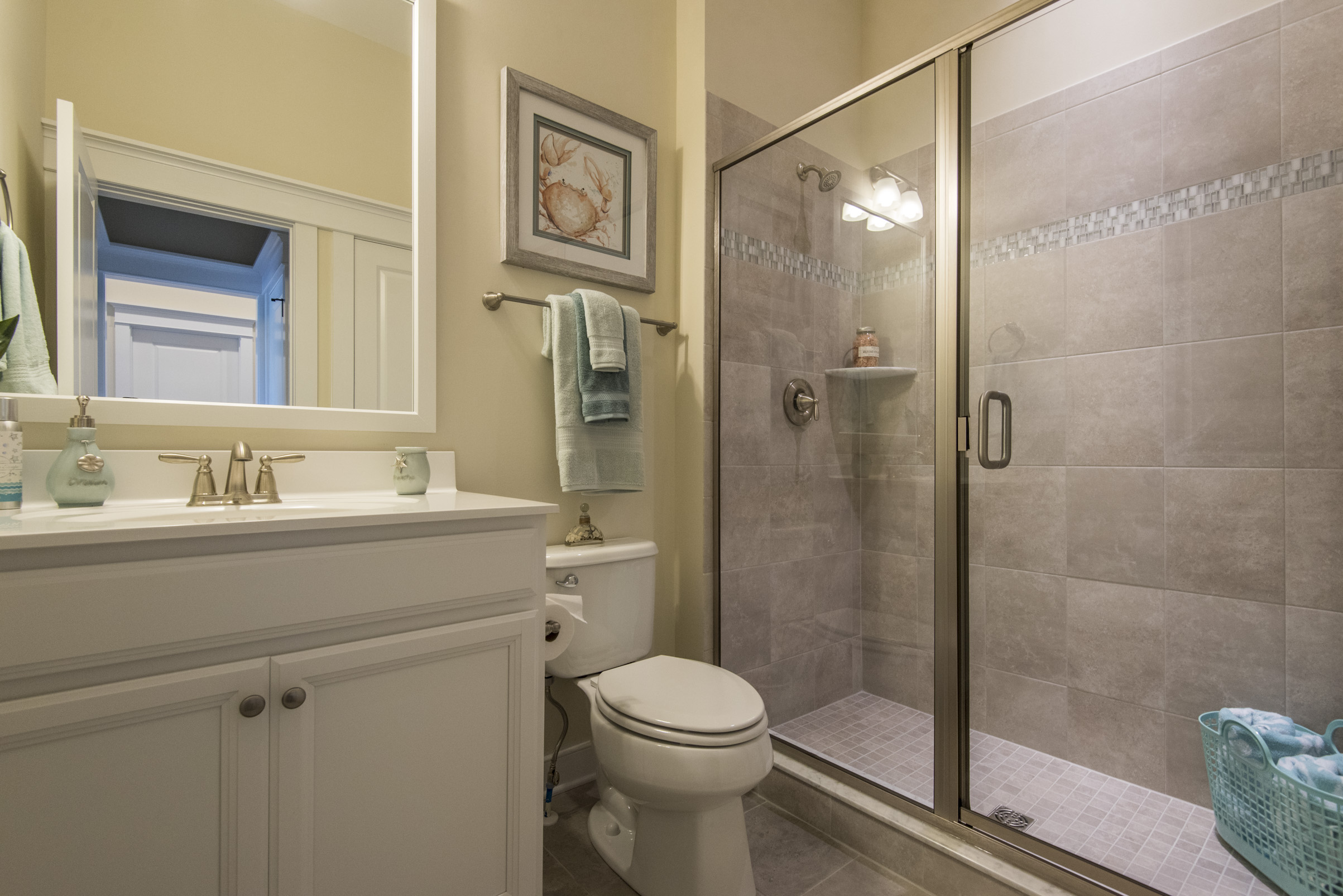 Hall Bathroom with Shower and Tile
