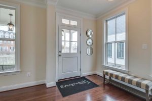 2_VINE_Entry-Way