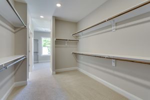 8802 Winthrop Dr-40