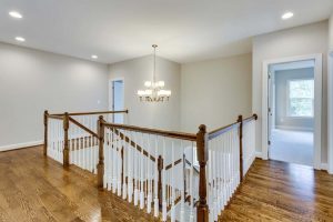 Chapman-(lb12)-Main-Stairs