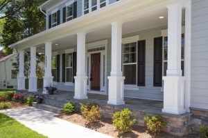 Chapman-(lb3)-Front-Stoop