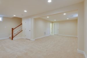 Guilford (lb10) rec room