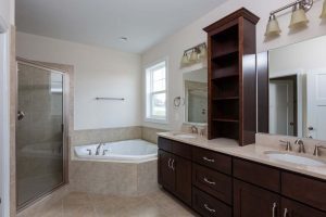 Middleton-(lb16)-Master-Bath
