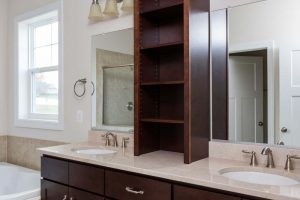 Middleton-(lb17)-Master-Bath