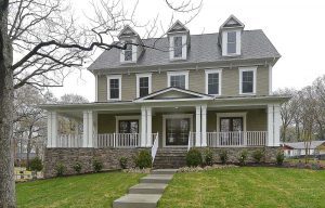 Windsor-(lb1)-exterior