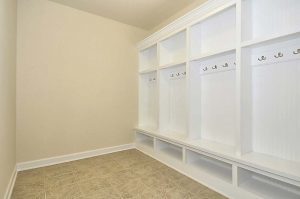 Windsor-(lb12)-Mud-Room