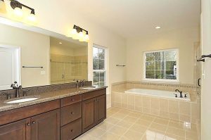 Windsor-(lb14)-Master-Bath
