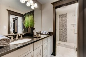 200 E Pennsylvania street-large-018-8-2nd Floor Master Bathroom-1500x1000-72dpi