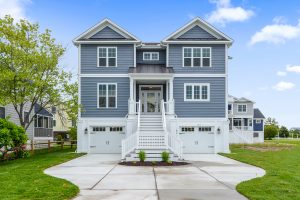 Bayberry floorplan exterior staircase and driveway