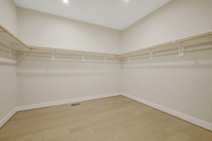 Modern kitchen in the Foxmoor floor plan home