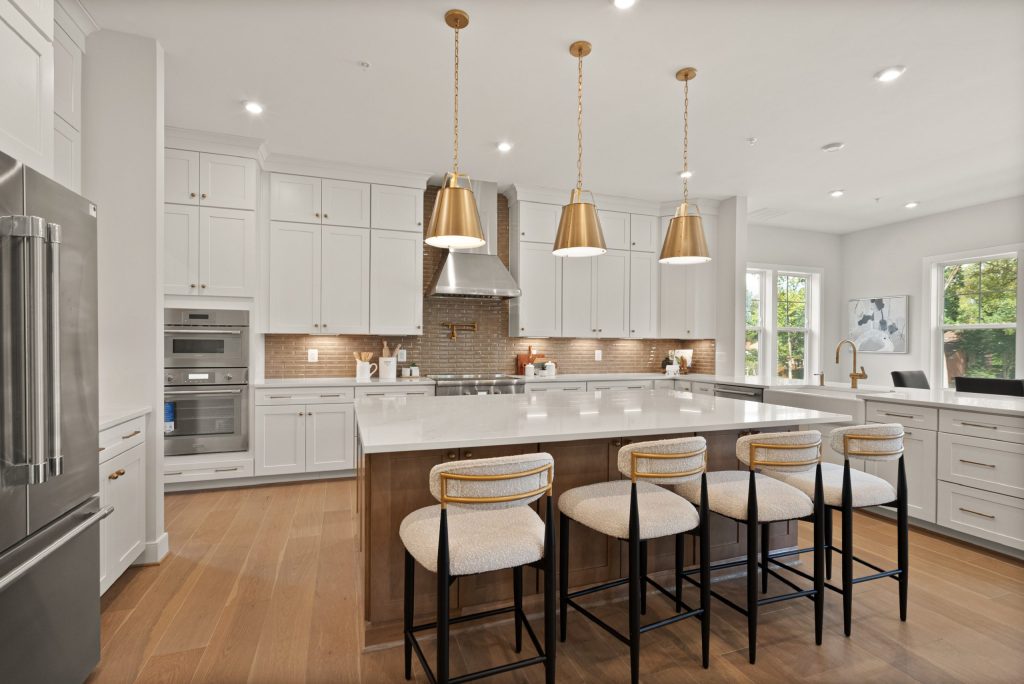 Chapman wlfe 26 Final-38