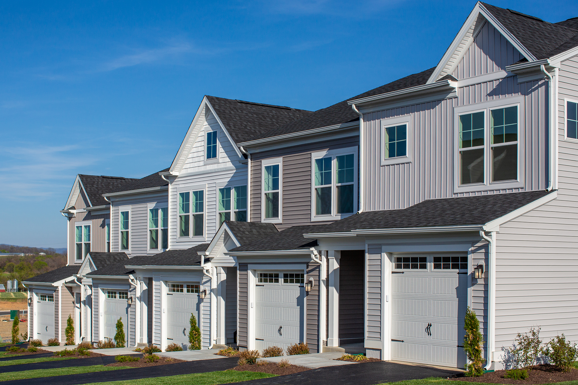 BWTR 0083 Heritage 50-print-202 Scarlet Maple Lane-51